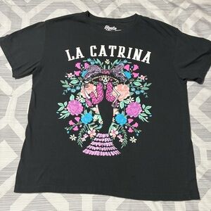 Hasta Siempre EUC  "La Catrina" T-
Shirt Women's Size XL 
Black-